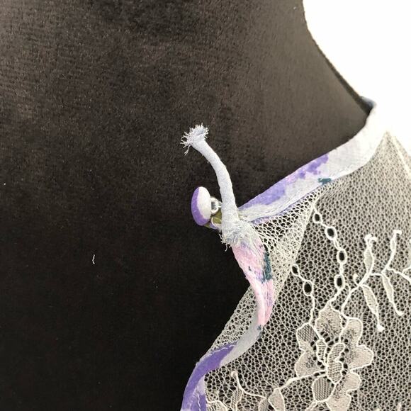 Free People Daphne Blouse in Silver Blue Floral Pattern Blue Size Small NWT - Picture 7 of 10